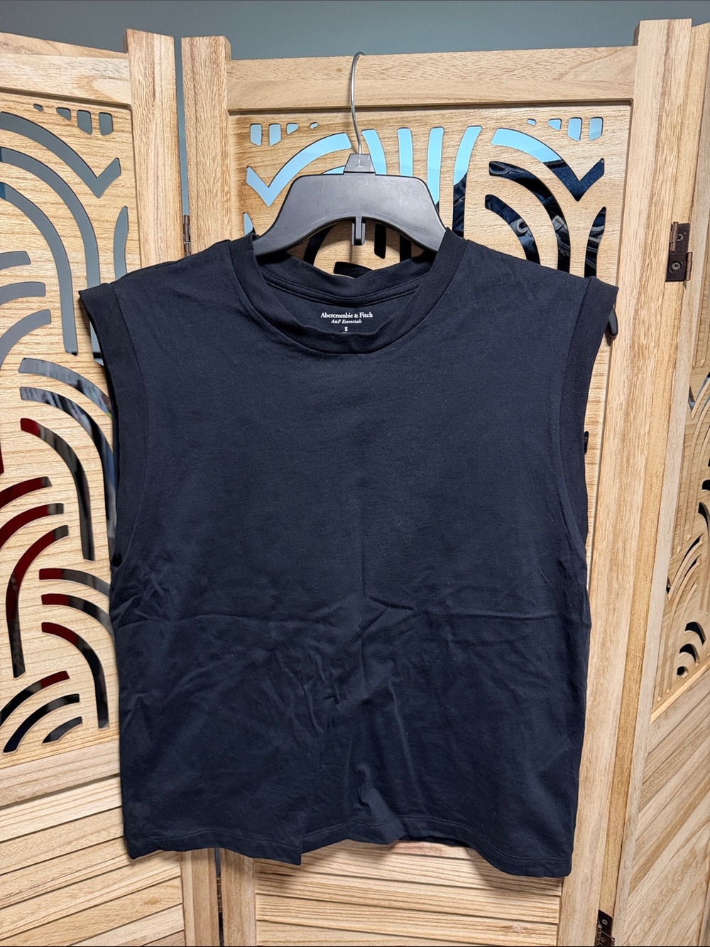 Abercrombie & Fitch Essentials Tank